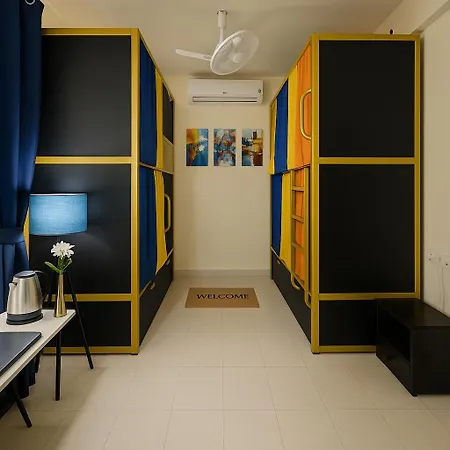 Hostelife Brookfield By De Royale Hotels